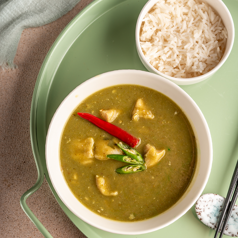 Thai Green Chicken Curry With Fried Rice 330G